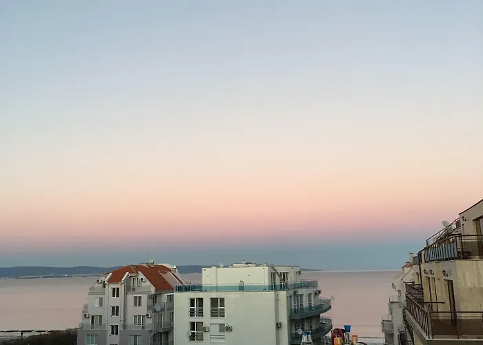 Salt アパートホテル