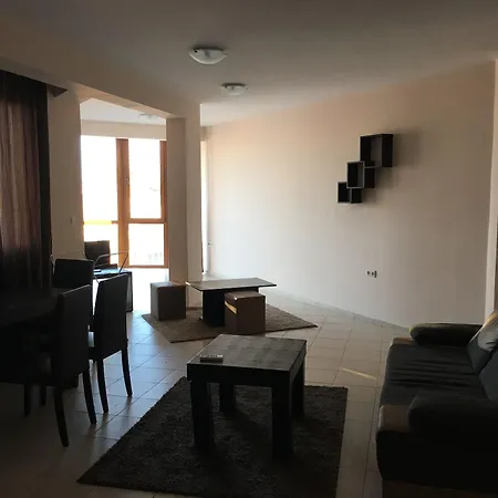 Aparthotel Salt 3*