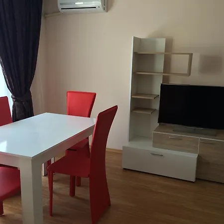 Aparthotel Salt 3*