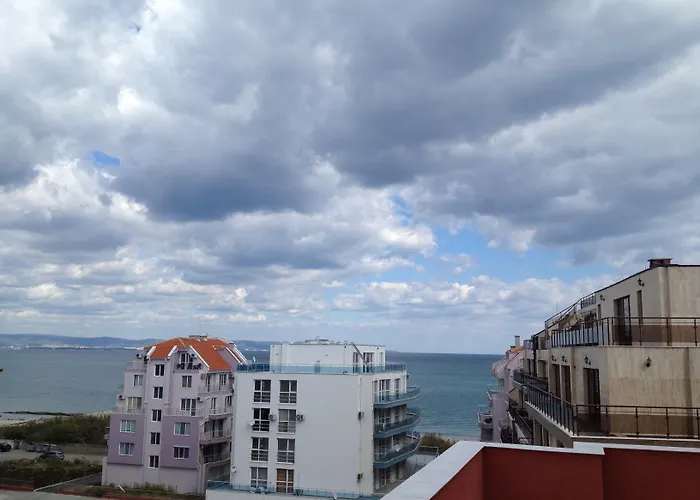 Salt Aparthotel Pomorie